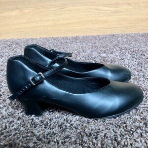 Capezio Cassie Jr. Character Shoe (Black, Size 7W)